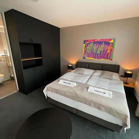 Ponton Rooms Bratislava Esterno foto
